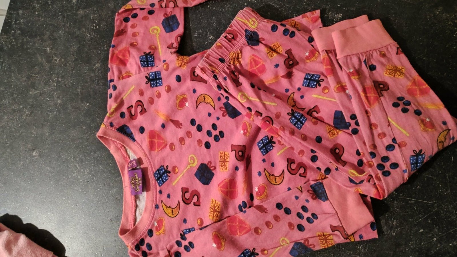 Sint pyjama 98 104, Kinderen en Baby's, Ophalen