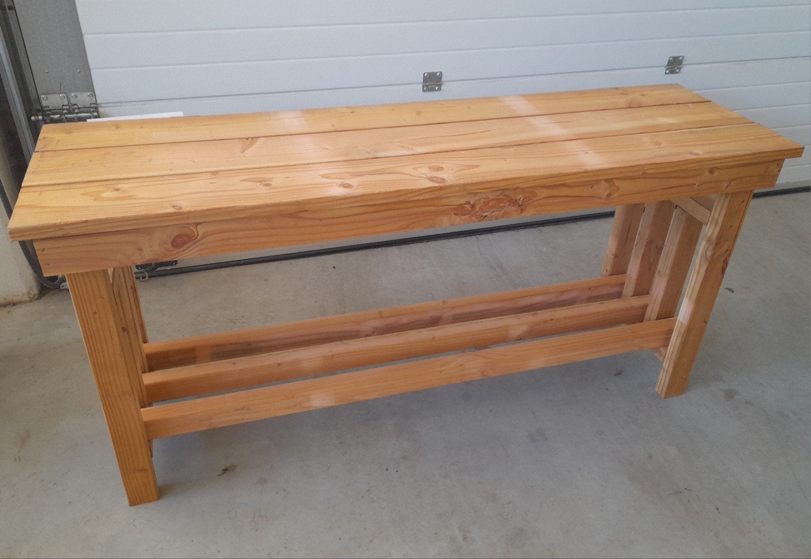 Douglas muurtafel decoratietafel, Ophalen
