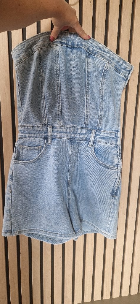 Jeans jumpsuit strapless, Vêtements | Femmes, Combinaisons, Enlèvement, Neuf, Taille 36 (S)