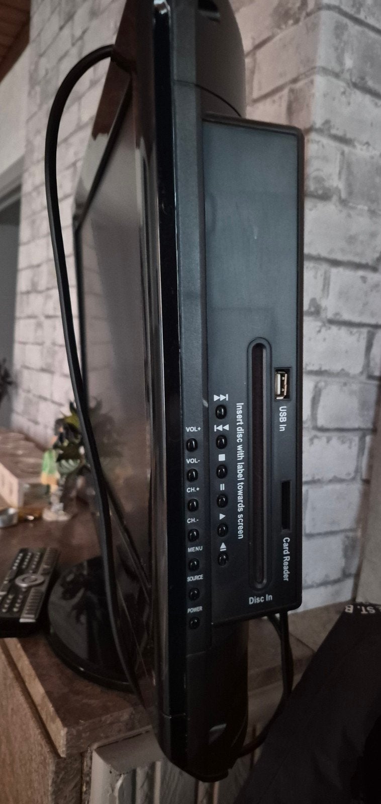 Medion tv met ingebouwde dvdspeler, Ophalen