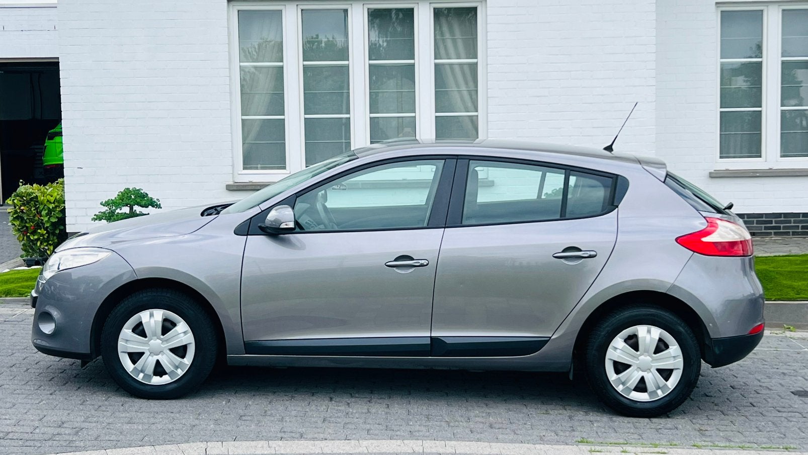 Renault Megane 1.6i Benzine * 115.000 Km * 6 Vitesse * Airco, Parkeersensor, 1600 cc, Bedrijf, Handgeschakeld