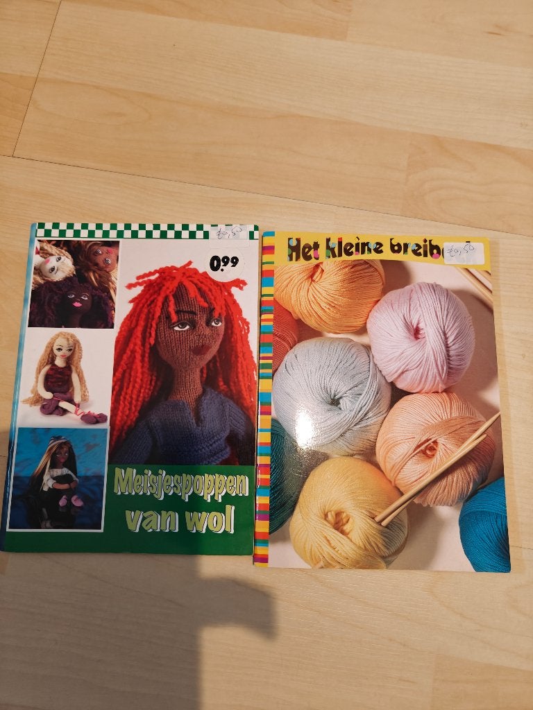 breiboeken, Hobby en Vrije tijd, Ophalen, Zo goed als nieuw, Breien