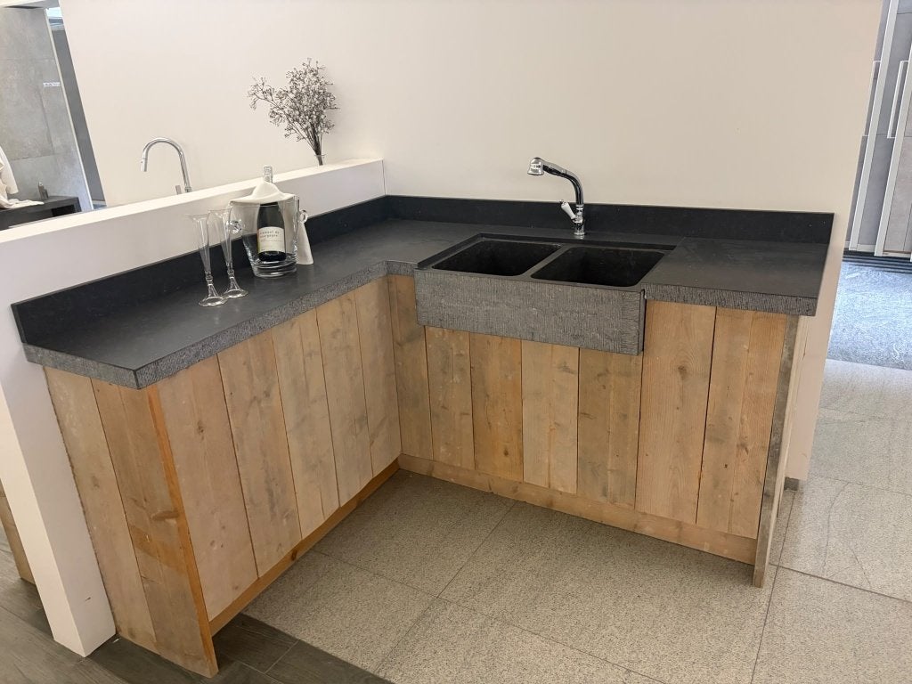 Showroomkeukens te koop – verschillende modellen deel 1, Greeploos, Hoekkeuken, Ophalen of Verzenden, Zo goed als nieuw