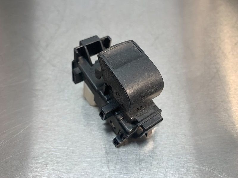 RAAMSCHAKELAAR Toyota RAV4 (A3) (01-2005/06-2013), Gebruikt, Toyota