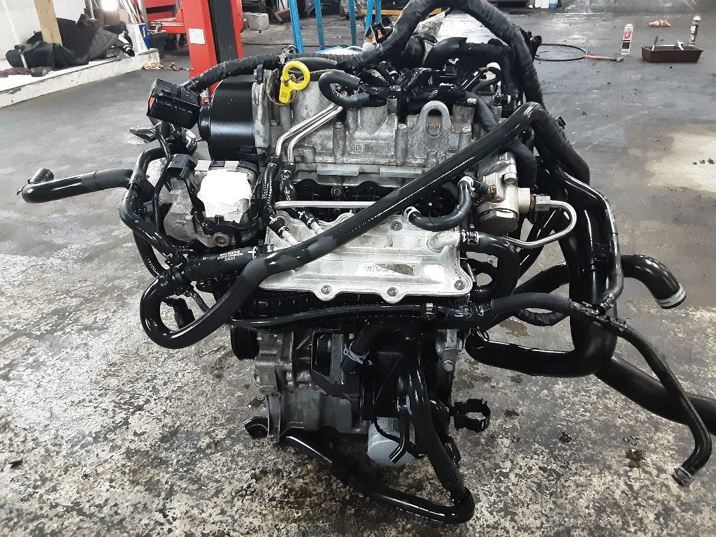 MOTEUR Skoda Fabia III Combi (NJ5) (01-2014/12-2022) (CHZB), Mevr. I. Hauben, Utilisé, Skoda, Rue de l'Espoir 34 34
4030  GRIVEGNÉE, BE
