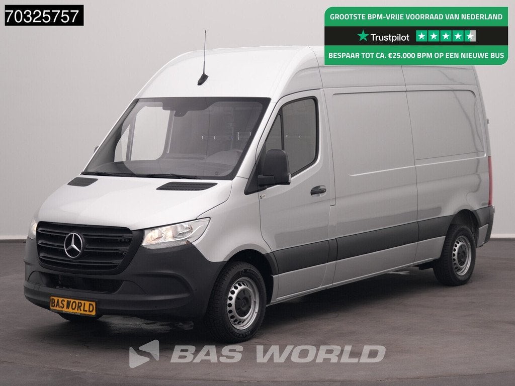 Mercedes Sprinter 215 CDI Automaat 150pk L2H2 MBUX Camera Ai, Automaat, Stof, Gebruikt, 4 cilinders