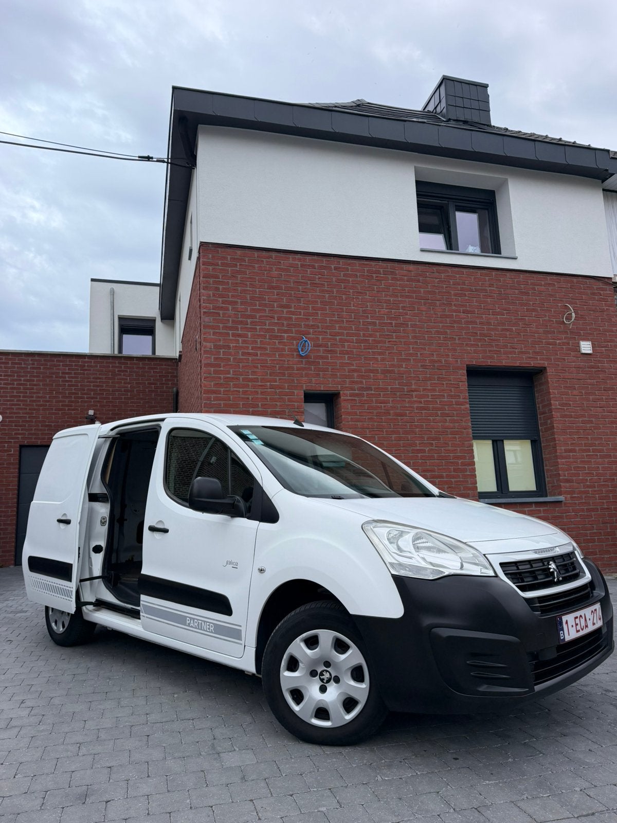 Peugeot Partner euro6B pret à immatriculé, Achat, 1350 kg, Boîte manuelle, Entretenue par le concessionnaire