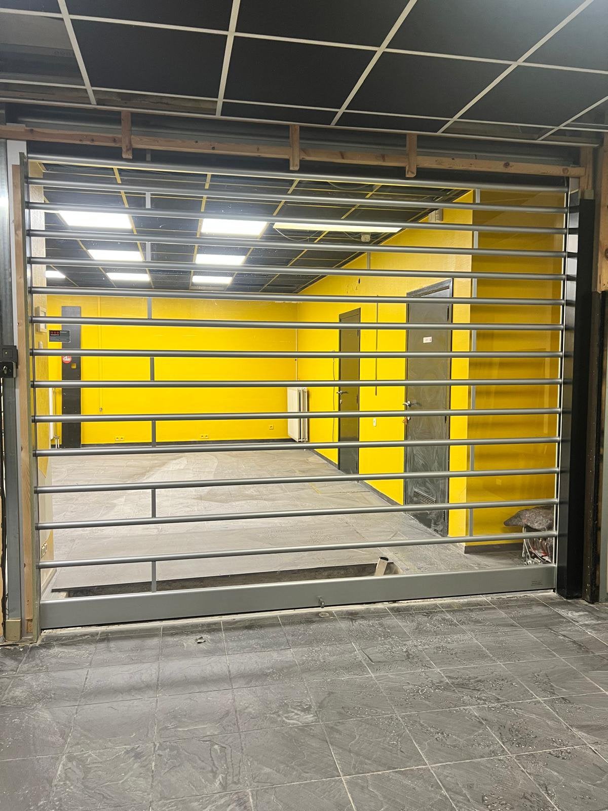 Elektrisch rolluik aluminium, Ophalen, Gebruikt