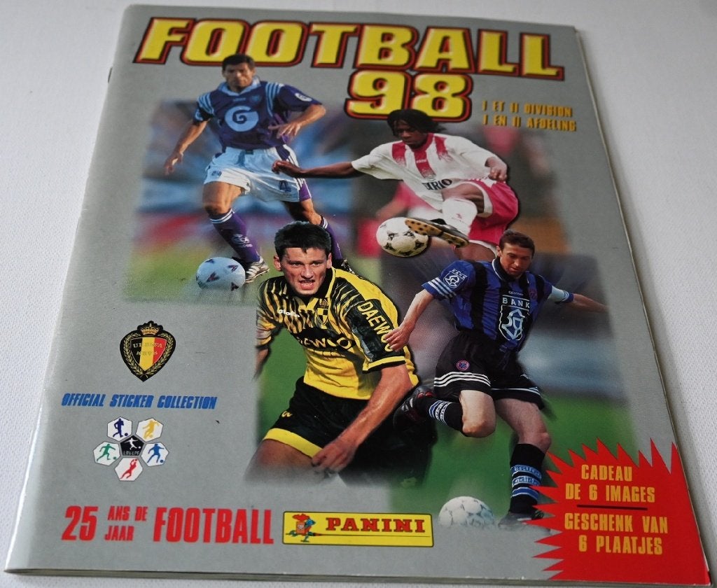 Panini Football 88 Kompleet album /Met poster / 508 stickers, Verzamelen, Verzenden, Zo goed als nieuw, Poster, Plaatje of Sticker