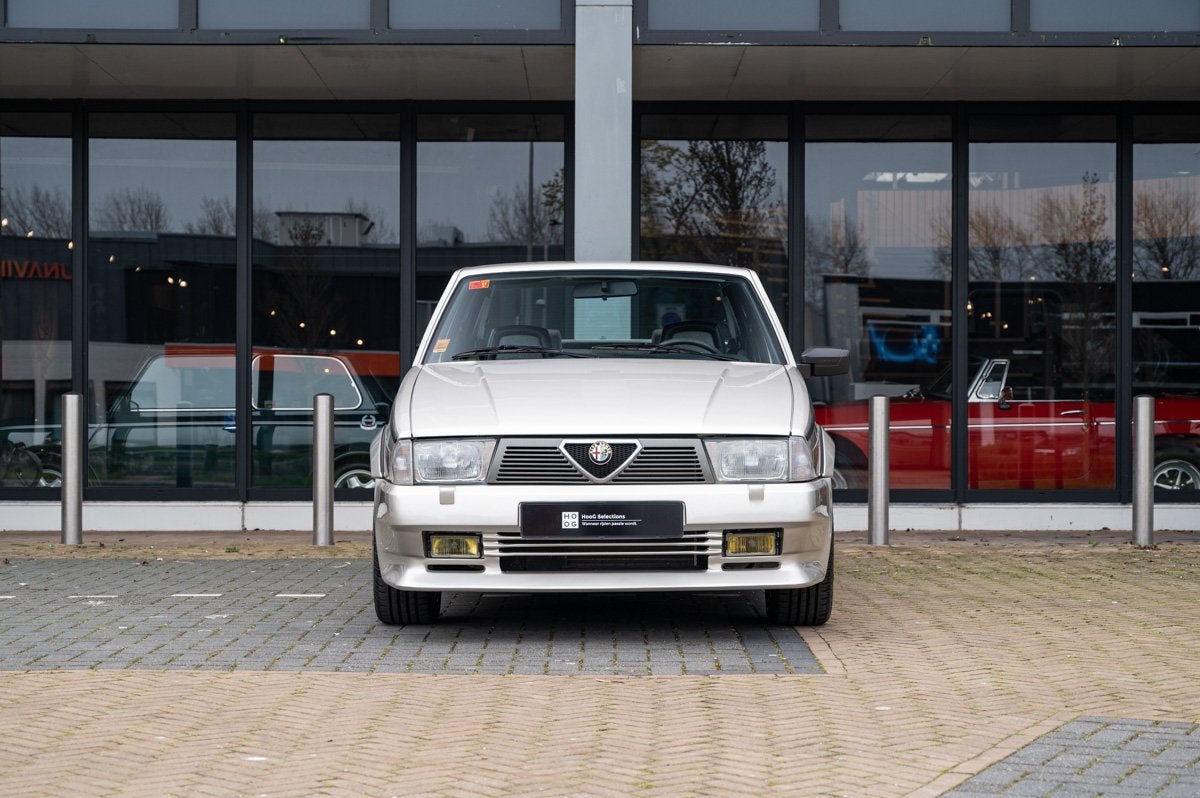 Alfa Romeo 75 1.8 Turbo Zender, Autos, Alfa Romeo, Argent ou Gris, Achat, Entreprise, Tissu