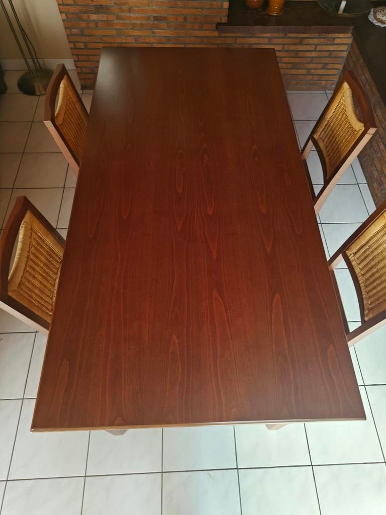 Tafel met 4 rieten stoelen in goede staat, Antiek en Kunst, Ophalen