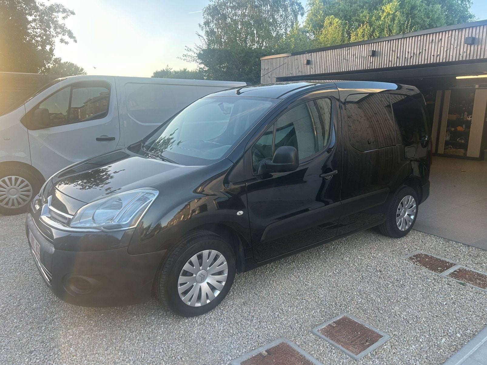 Citroën Berlingo Benzine Lichte vracht, Auto's, Voorwielaandrijving, Euro 5, Stof, 72 kW