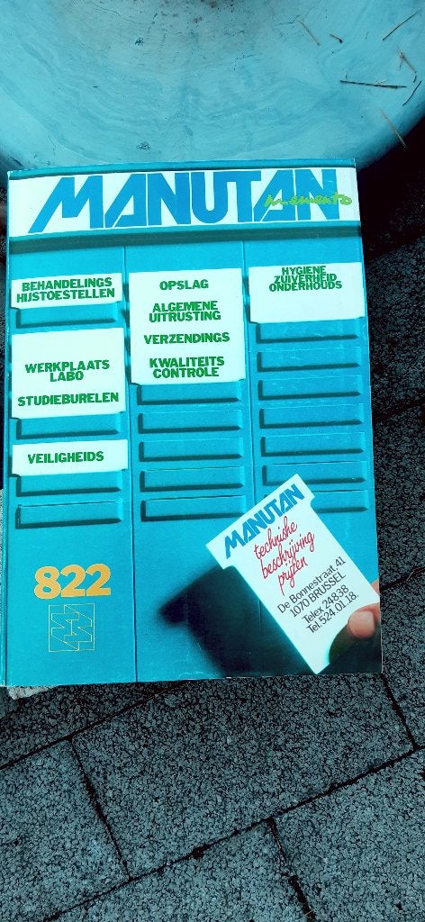 Ancien catalogue Manutan Memento, des années '80 - '90, Livres, Catalogus, Enlèvement ou Envoi, Comme neuf, Catalogue