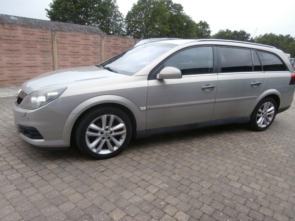opel vectra 1.9cdti cosmo leder navi clim xenon, Auto's, Opel, Bedrijf, Te koop, Vectra, ABS, Airbags, Airconditioning, Automatische klimaatregeling