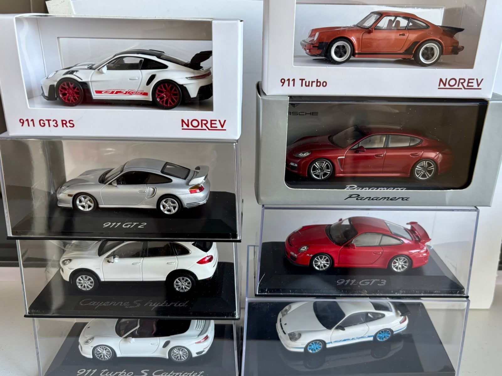 1:43 set van 8 porsche, Ophalen of Verzenden, Zo goed als nieuw