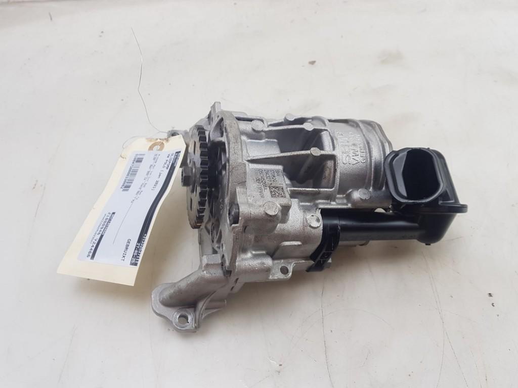 OLIEPOMP Volkswagen Polo VI (AW1) (|05C145208A|), Gebruikt, Volkswagen