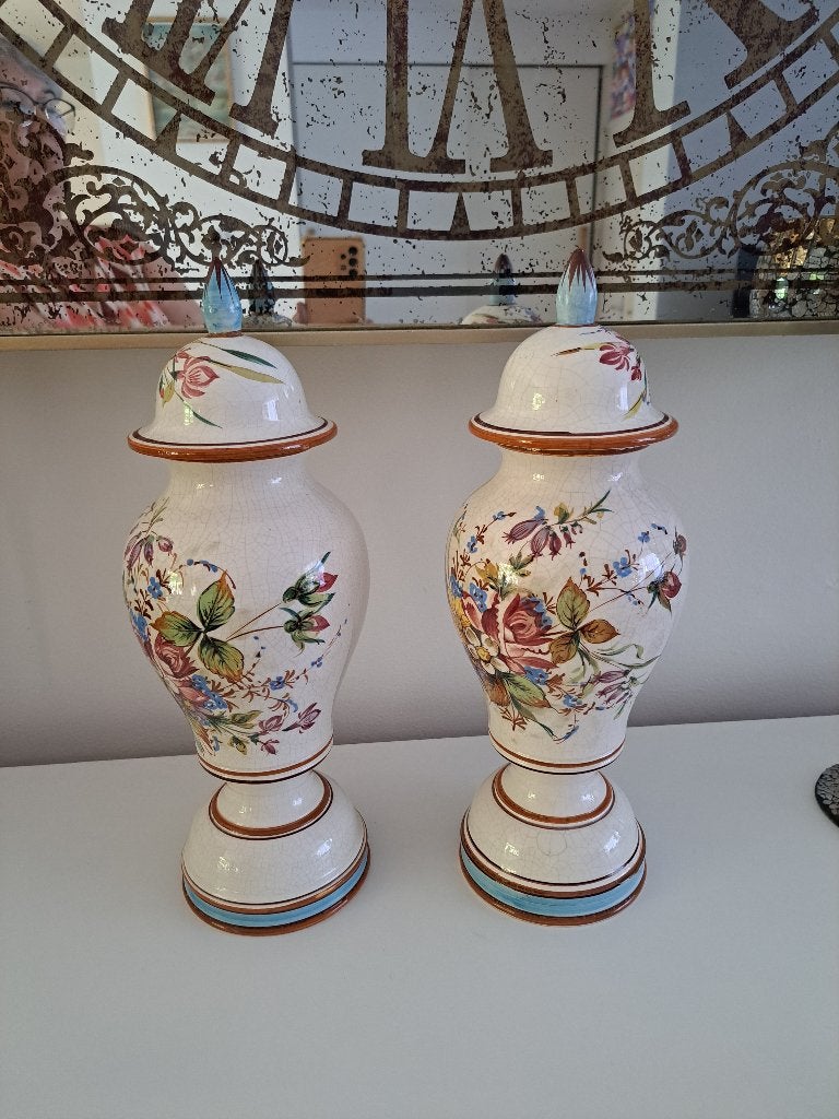 Twee Italië Bassano vazen., Antiek en Kunst, Ophalen of Verzenden