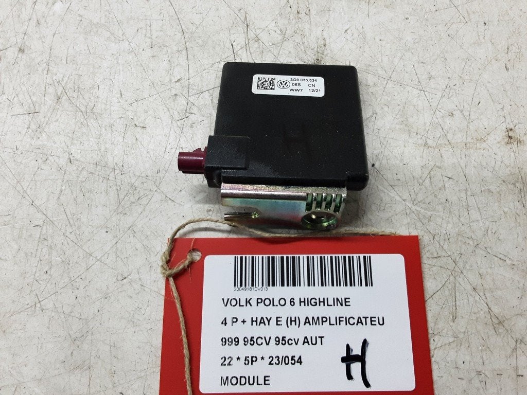 COMPUTER Volkswagen Polo VI (AW1) (3G9035534), Gebruikt, Volkswagen, Mevr. I. Hauben, Rue de l'Espoir 34 34
4030  GRIVEGNÉE, BE