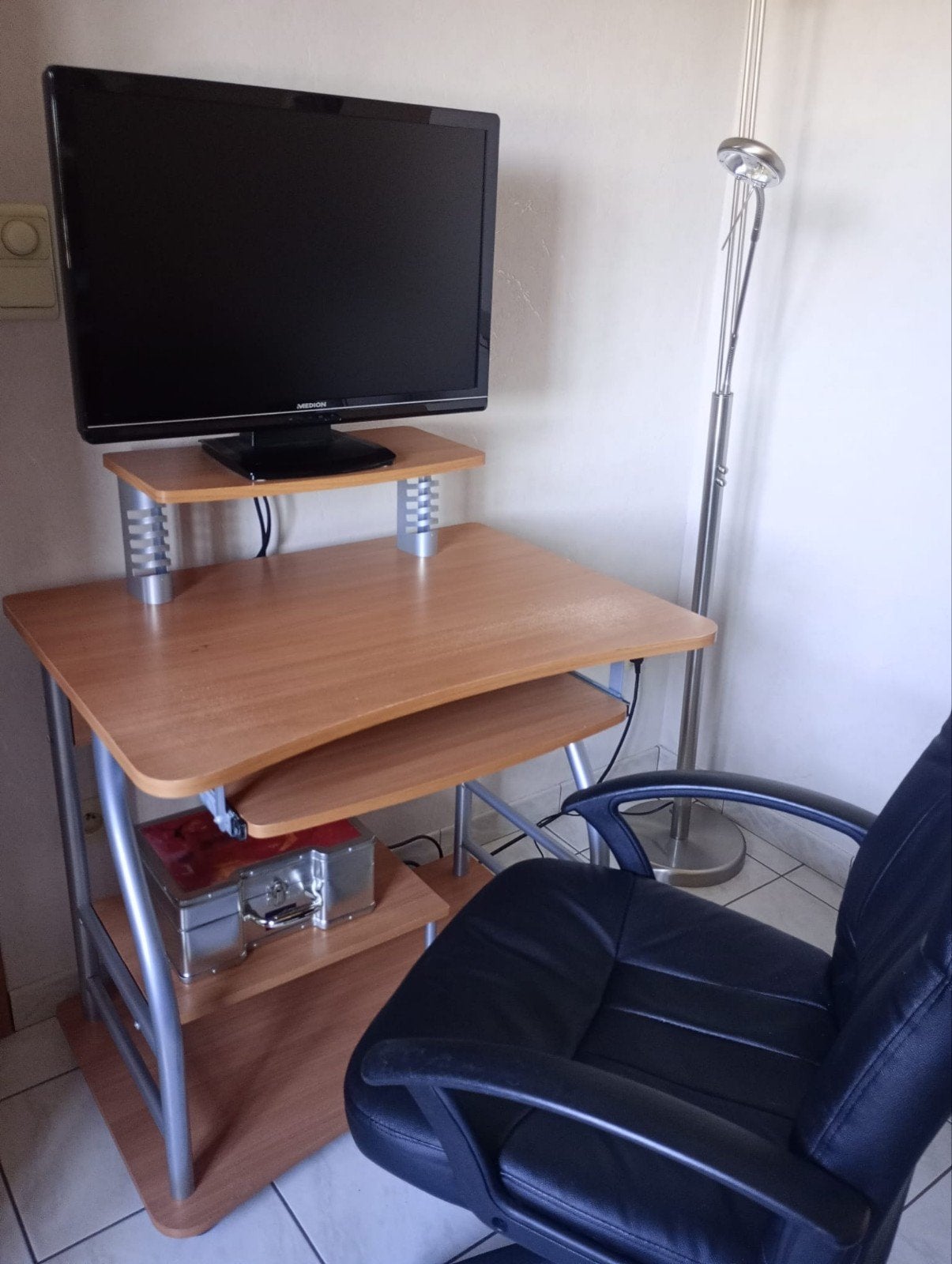 bureau met stoel, Huis en Inrichting, Ophalen