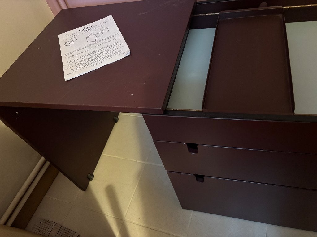 Commode/bureau extensible couleur aubergine HABITAT, Moins de 100 cm, Enlèvement, Utilisé, 50 à 100 cm