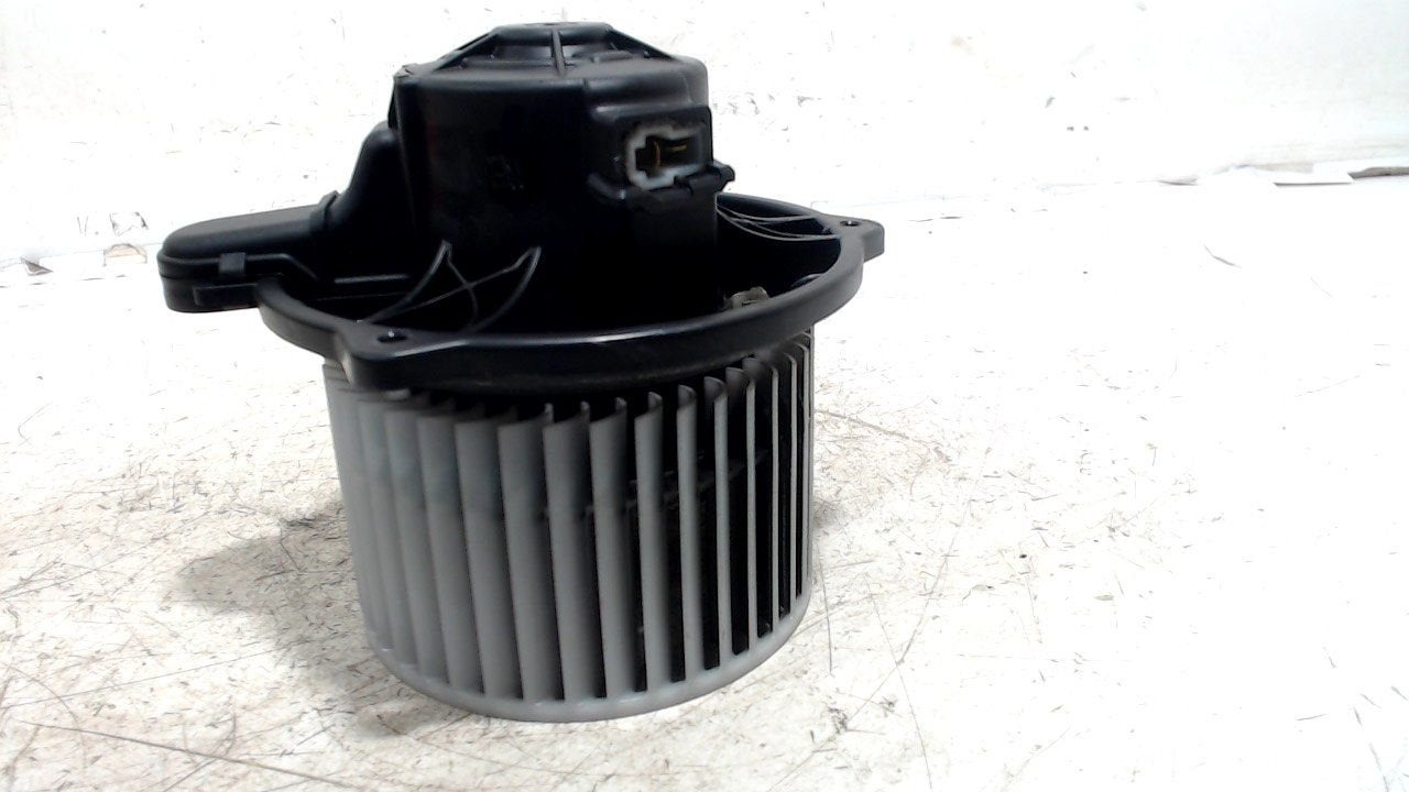 Kachel ventilator motor Kia Cee'd, Autos : Pièces & Accessoires, Onderdelen@venauto.nl, Van der Ven Autorecycling B.V., Kia, Ettenseweg 76, 4706 PB Roosendaal, The Netherlands
