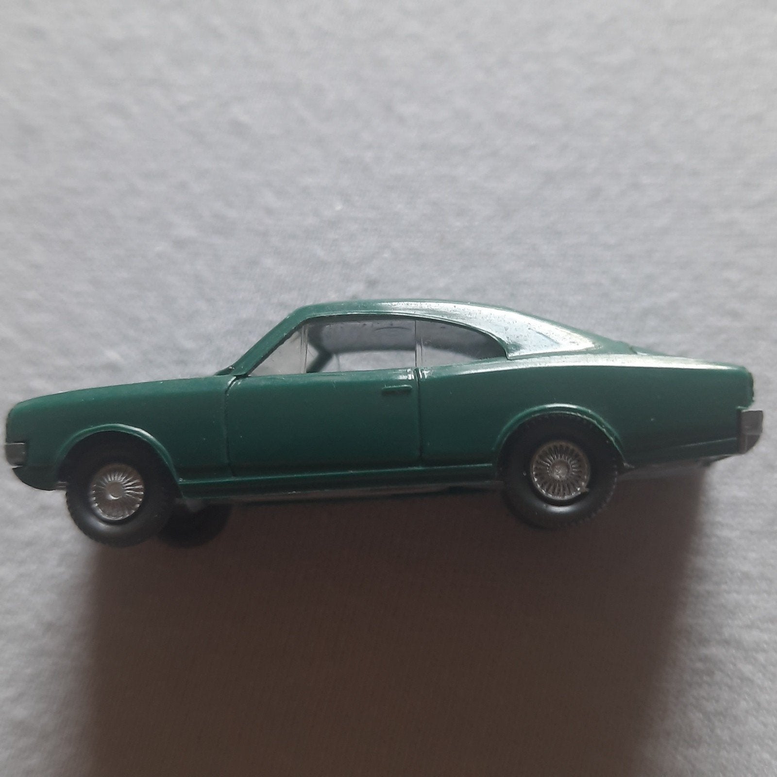 WIKING HO-scale*nr 84* OPEL REKORD COUPE C 1965*VINTAGE*TOP*, Hobby en Vrije tijd, Modelauto's | 1:87, Ophalen, Zo goed als nieuw