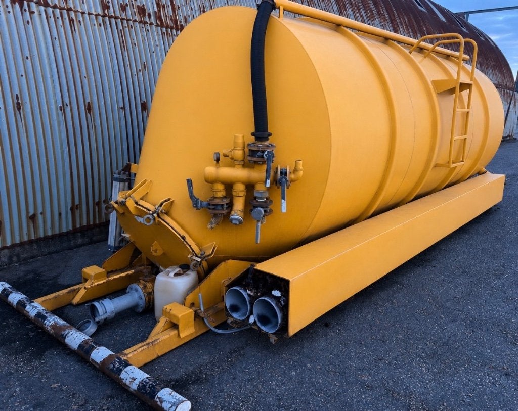 Vacuümtank druktank haakarm, Ophalen