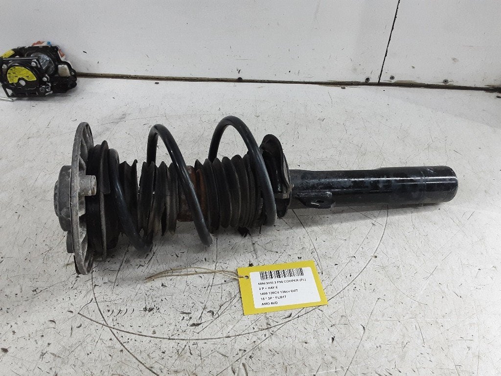 AMORTISSEUR OU ABSORBEUR DE CHOC AVANT DROIT Mini (F56), Autos : Pièces & Accessoires, Petuelring 130
80809  München, DE, Mini