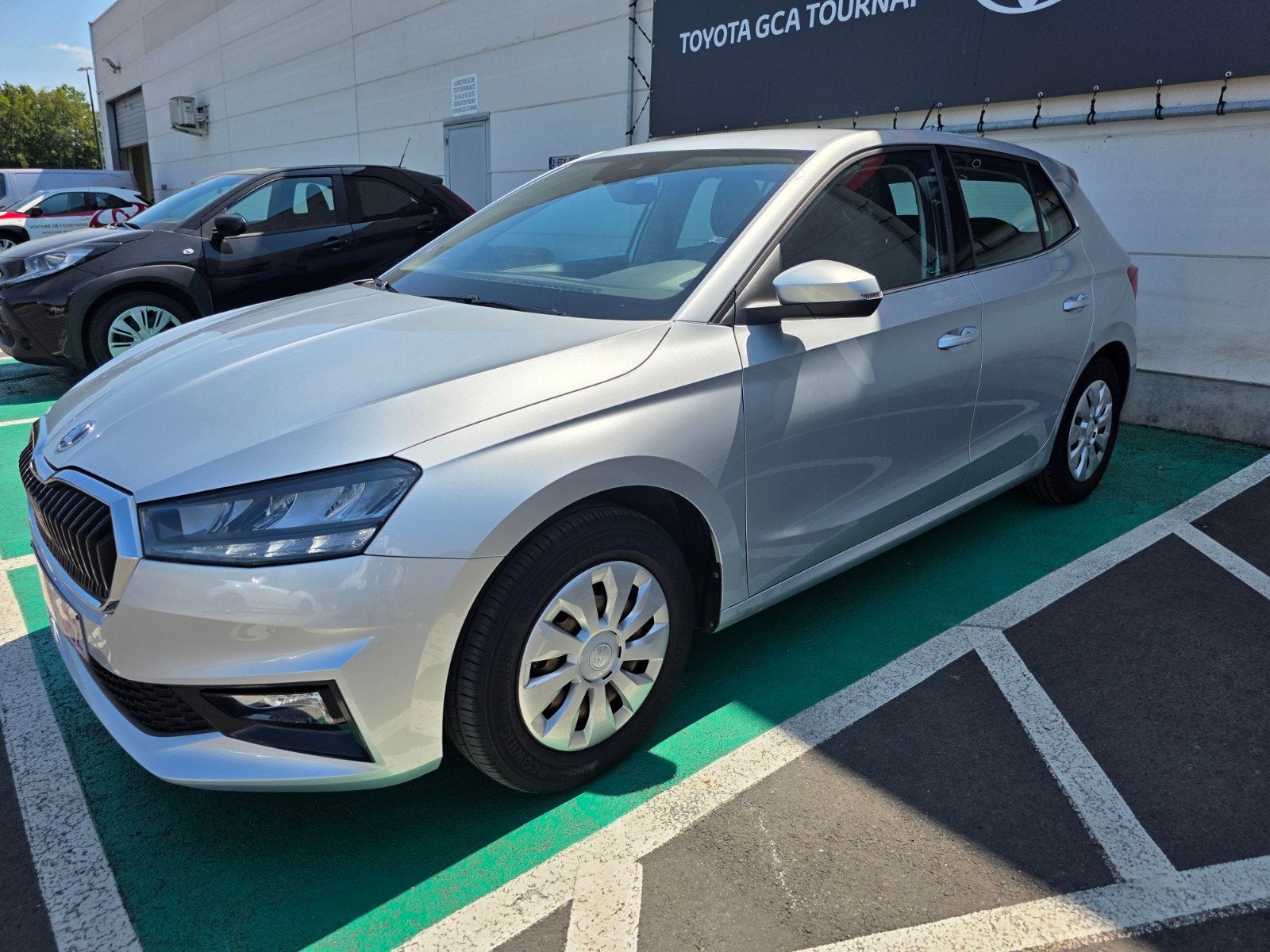 Skoda fabia 1000 essence 2023, Auto's, Skoda, Voorwielaandrijving, Multifunctioneel stuurwiel, Stof, Euro 6