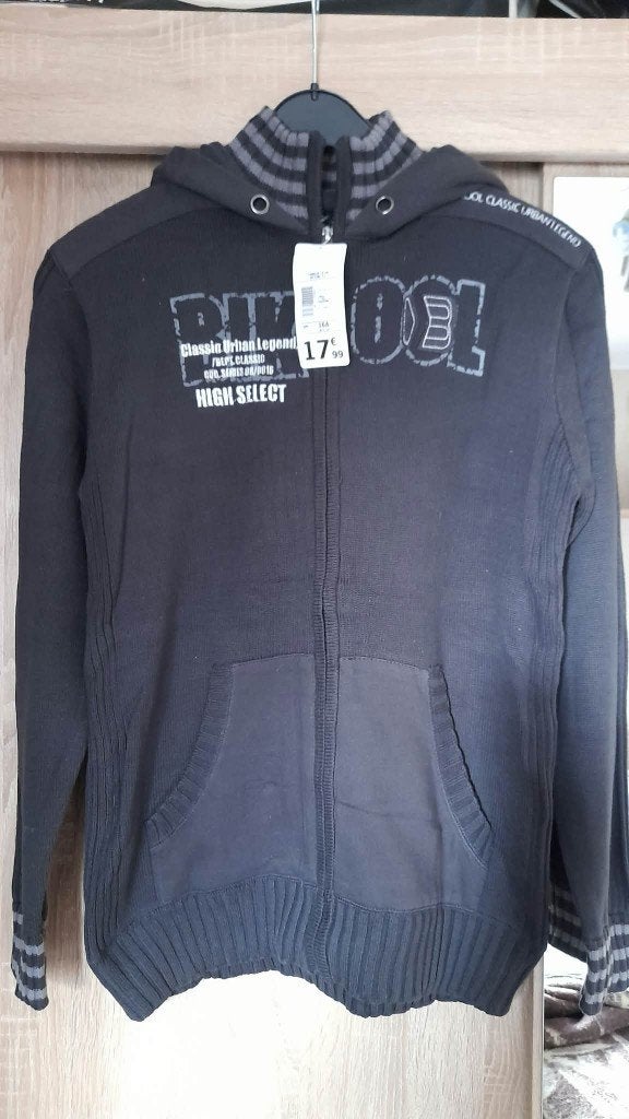 Nouveau Gilet gris garçon Kiabi Taille 16 ans, Garçon, Enlèvement ou Envoi, Pull ou Veste, Neuf