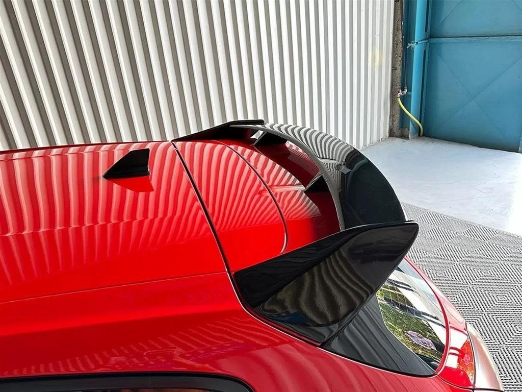Ford Focus MK4 HB – Dakspoiler, Enlèvement ou Envoi