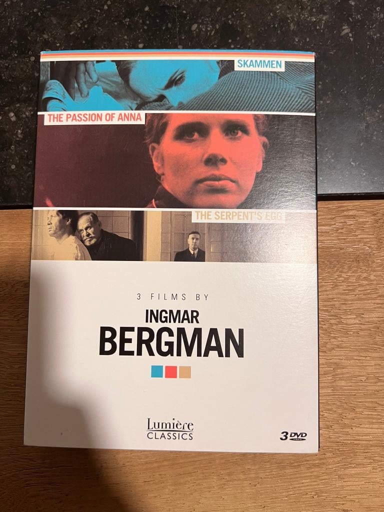 DVD box: 3 films by Ingmar Bergman - Lumière Classics, CD & DVD, DVD | Films indépendants, Comme neuf, Scandinavie, Coffret, À partir de 12 ans