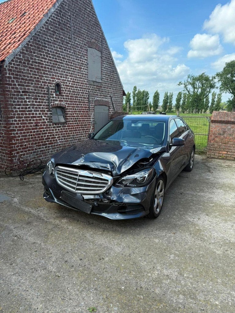 Mercedes E 200 CDI Blue-Tec, Autos, Mercedes-Benz, Particulier, Classe E, Phares directionnels, Régulateur de distance, Airbags