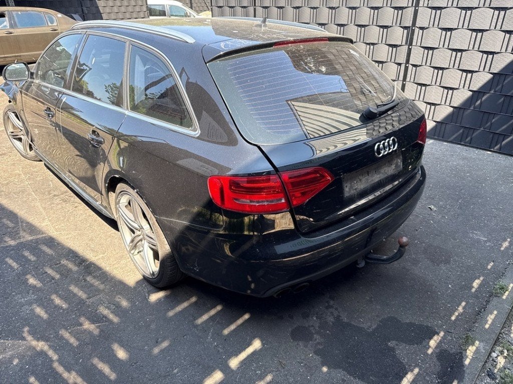 PARE-CHOCS ARRIÈRE Audi A4 Avant (B8) (01-2007/12-2015), Autos : Pièces & Accessoires, Auto-Union-Straße  1,
85057  Ingolstadt, DE