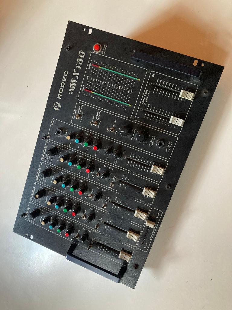 Rodec MX-180 MK1, Musique & Instruments, Tables de mixage, Enlèvement ou Envoi, Utilisé, Moins de 5 canaux