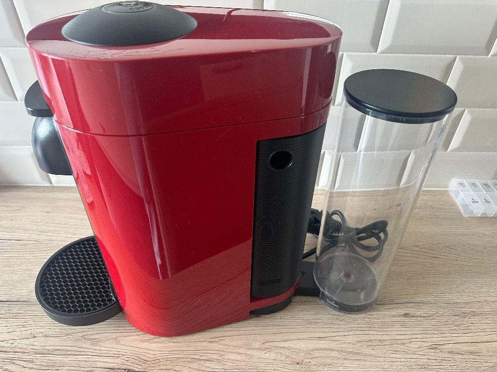 Machine à café NESPRESSO Magimix M-600, Ophalen, Gebruikt, Espresso apparaat, 2 tot 4 kopjes