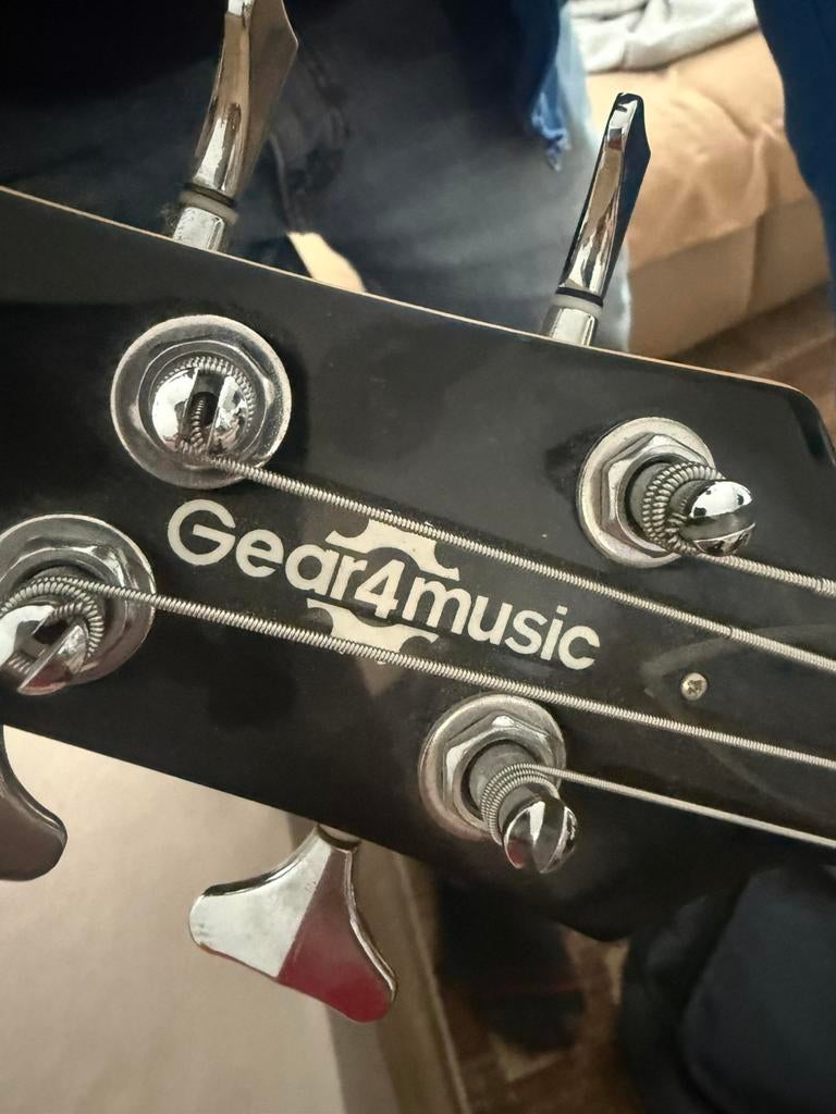 Elektro bas gitaar (Gear4music), Muziek en Instrumenten, Ophalen, Zo goed als nieuw, Basgitaar