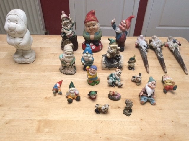 Te koop stenen kabouters, Ophalen of Verzenden, Gebruikt, Beton, Tuinkabouter