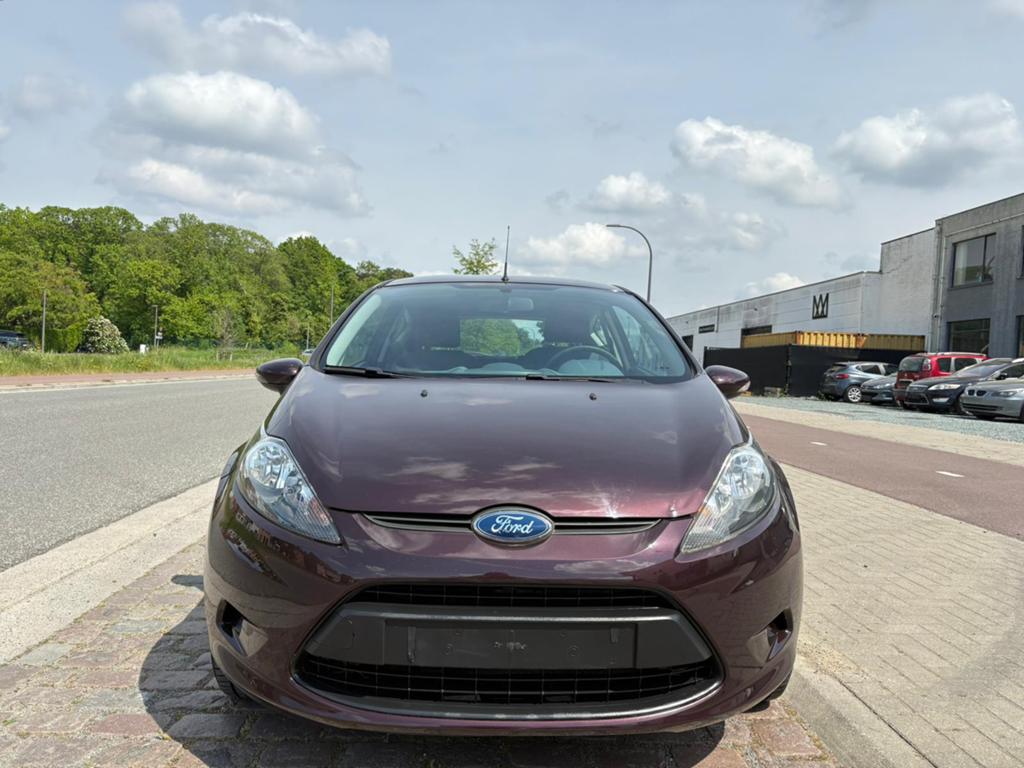 Ford Fiesta | 12 Maanden Garantie | 102 Dkm | Benzine | 2009, Voorwielaandrijving, Stof, Zwart, Fiësta