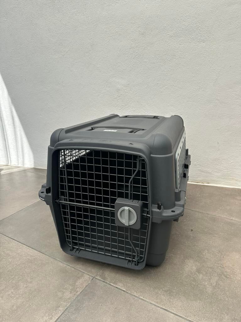 AniOne transportbox M, Ophalen, Zo goed als nieuw