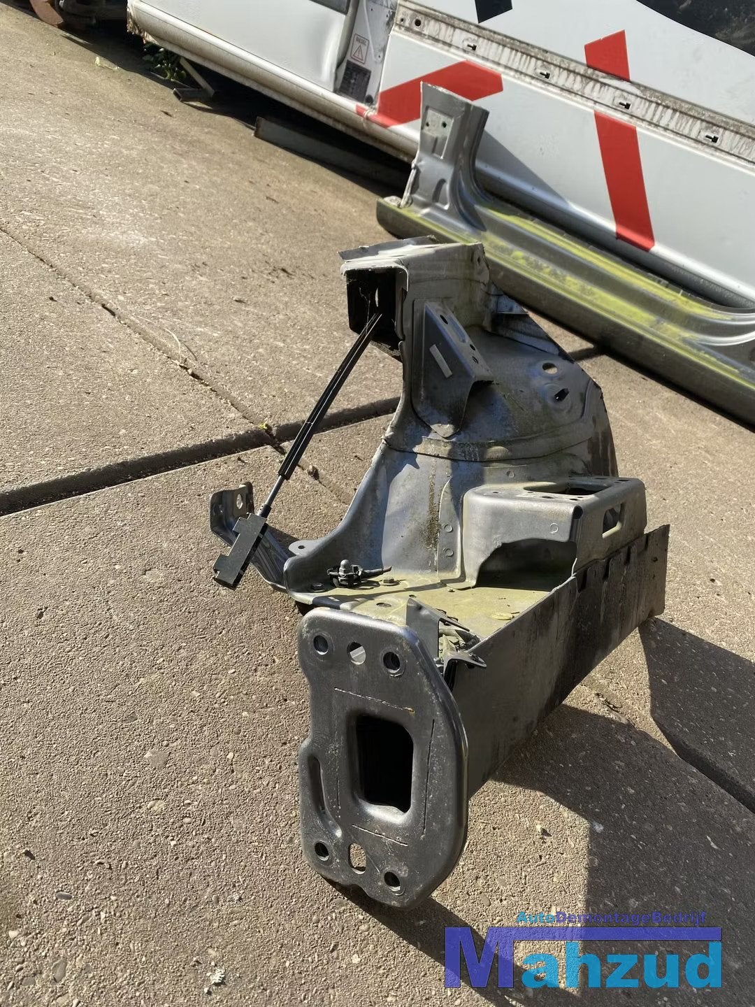 VW GOLF 6 Rechts voor chassis kreukelzone balk 2009-2012, Volkswagen, Volkswagen AG, Vw@volkswagen.de, Utilisé