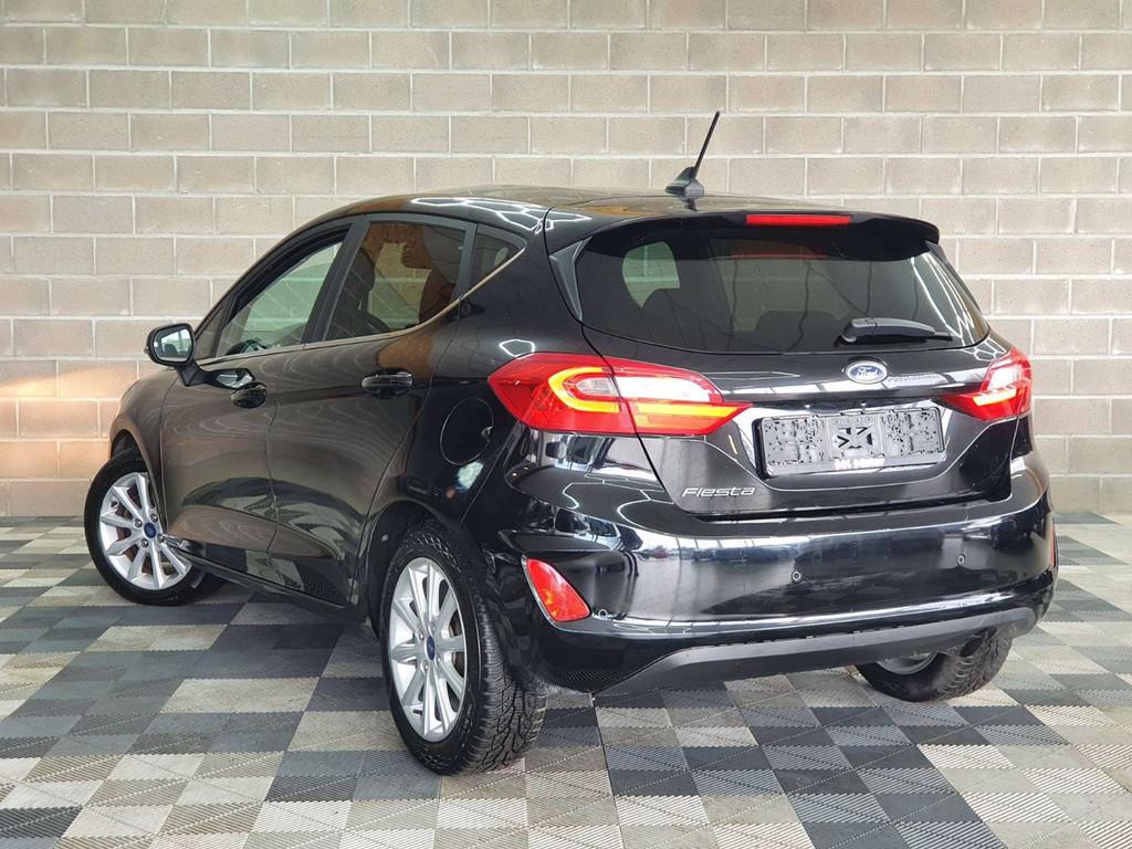 Ford Fiesta 1.5 DIESEL 86CV - 5 PORTES - CAR PLAY - CAPT, Auto's, Voorwielaandrijving, Stof, Gebruikt, 4 cilinders