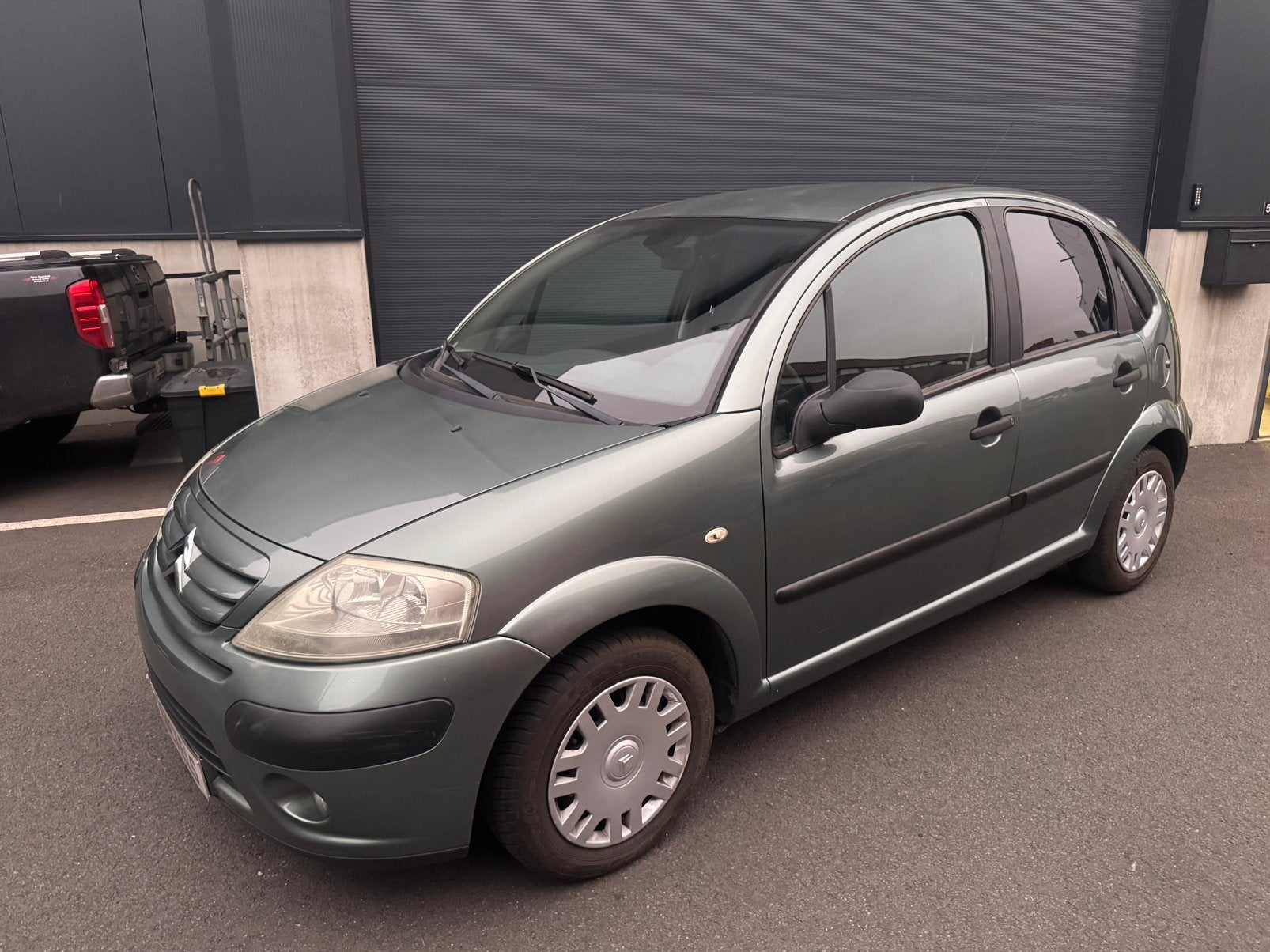 Citroen C3  2008   184500km   euro 4 benzine, Auto's, Zwart, 4 cilinders, Bedrijf, https://public.car-pass.be/recalls
