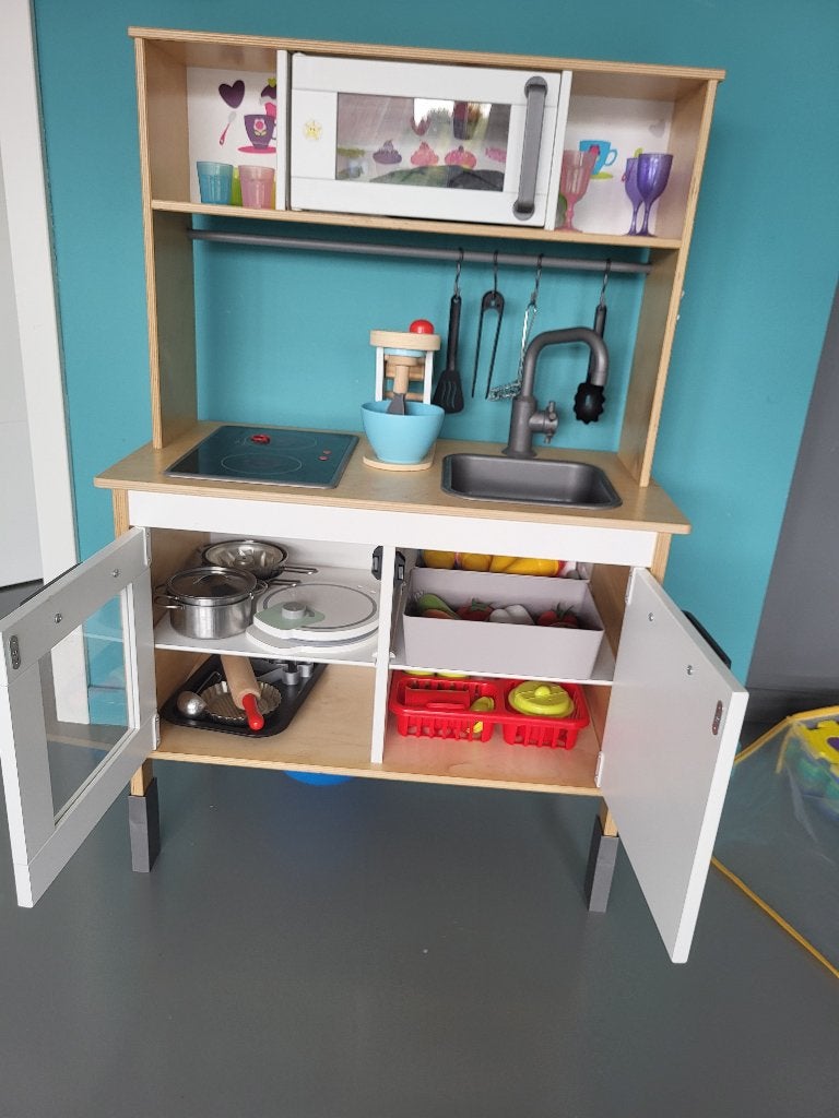 Ikea keukentje met veel toebehoren, Ophalen, Gebruikt, Hout, Speelkeuken