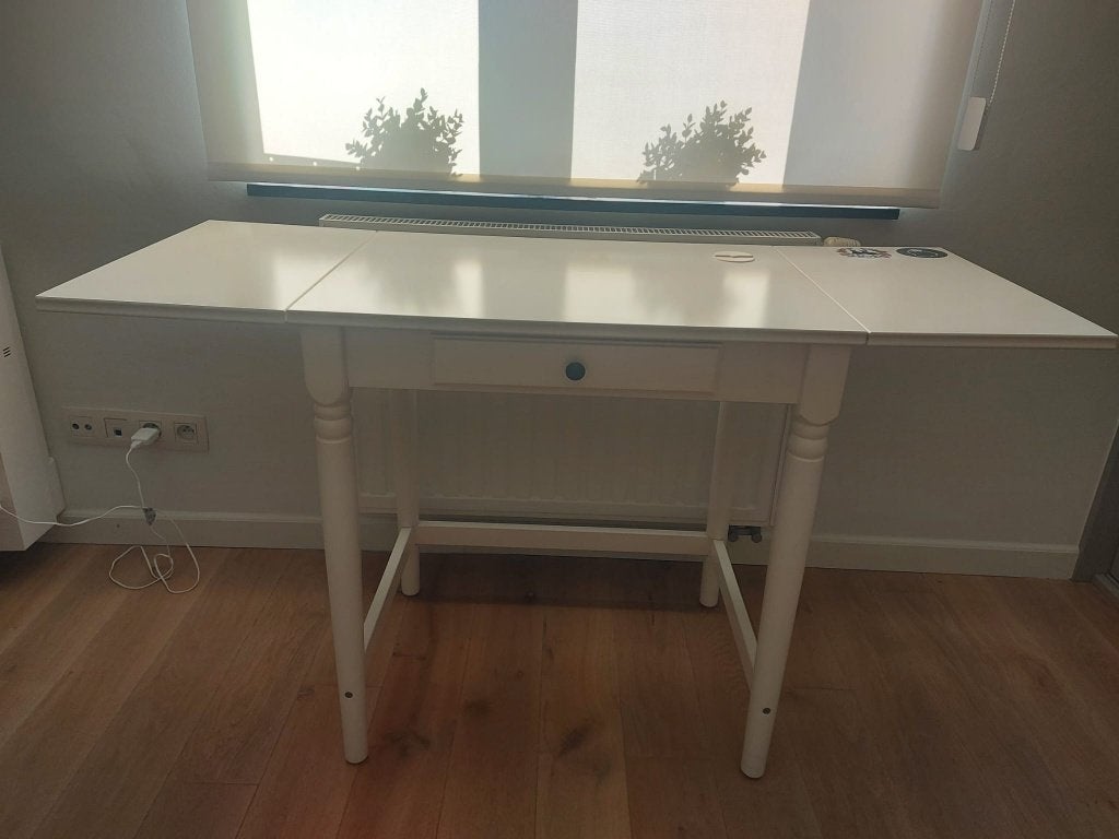kinder bureau, Huis en Inrichting, Bureaus, Ophalen, Zo goed als nieuw, Wit, Hout