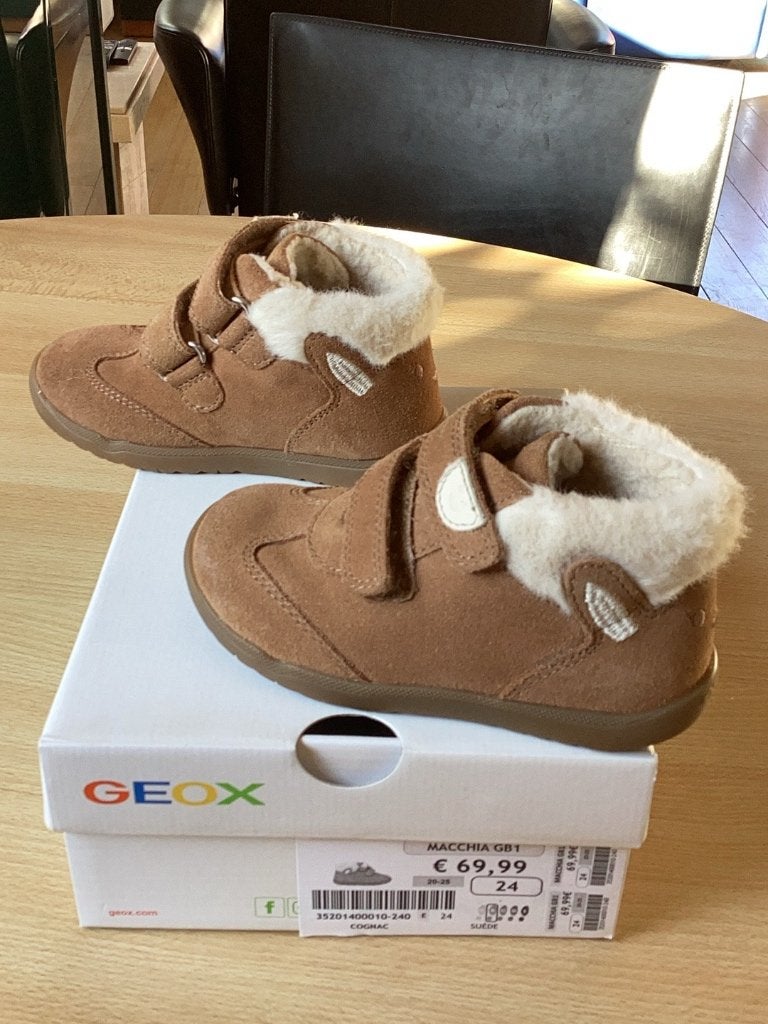 Chaussures enfants GEOX taille 24, Neuf, Garçon ou Fille, Enlèvement, Chaussures