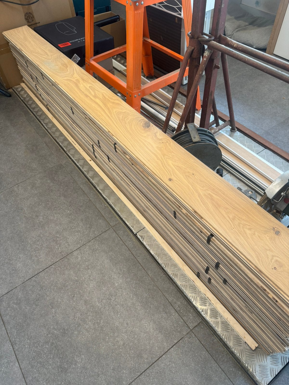 Premium samengestelde eiken parket, Bricolage & Construction, Bois & Planches, Neuf, Planche, Chêne, 250 à 300 cm, Moins de 25 mm
