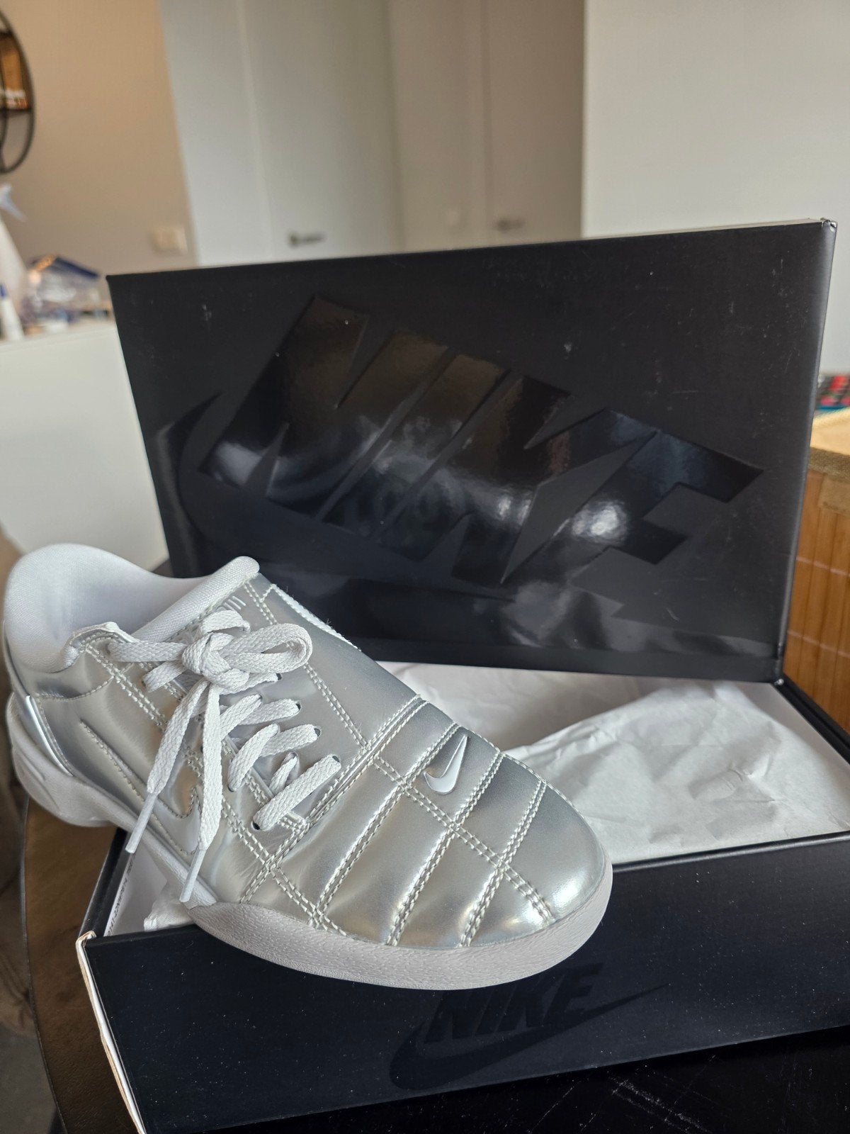 Nike Sneakers Platinum Dust maat 38 maar valt klein, Ophalen, Overige kleuren, Nike, Nieuw