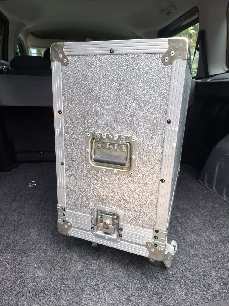 Flight-case robuste, Enlèvement, Comme neuf, Haut-parleur ou Amplificateur, Flight case