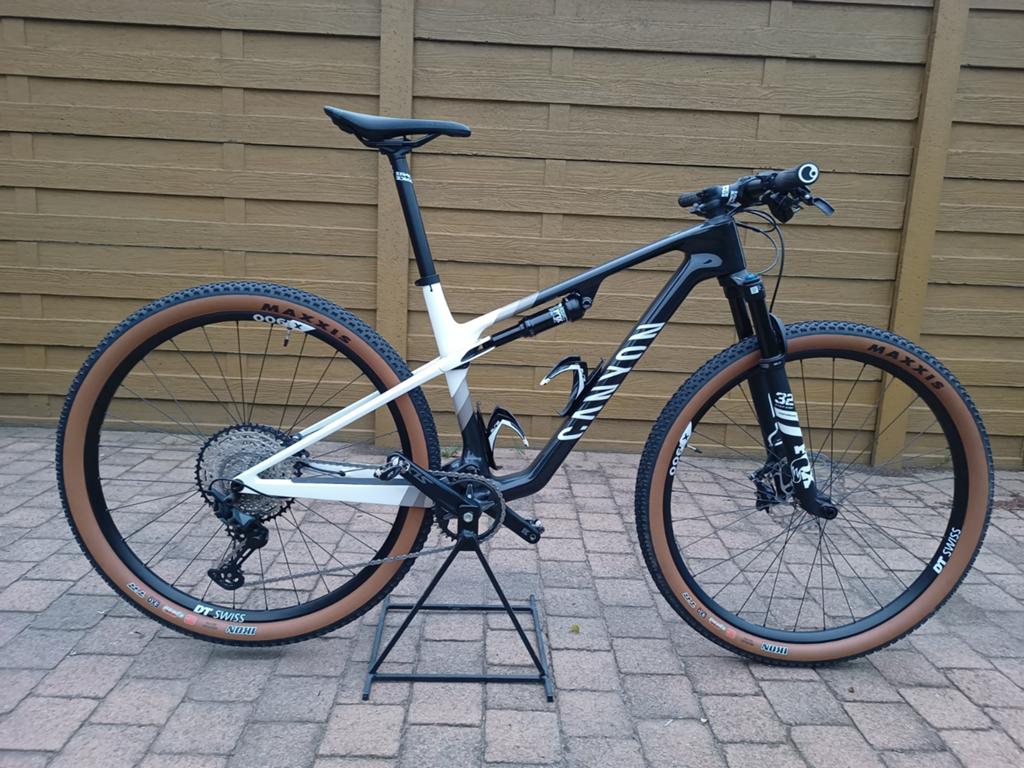 Canyon Lux, Fietsen en Brommers, Ophalen